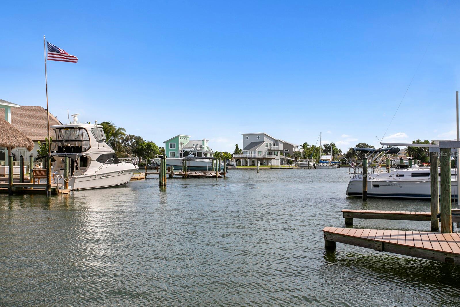 191 175TH AVENUE E, Redington Shores, FL 33708