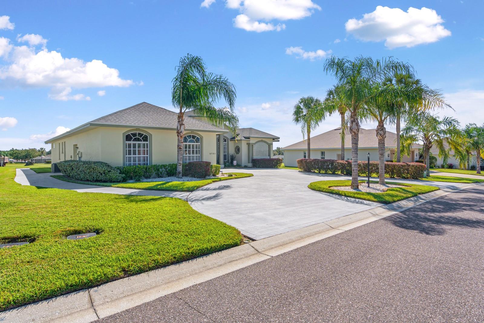 2751 HUNTINGTON HILLS DRIVE, Lakeland, FL 33810