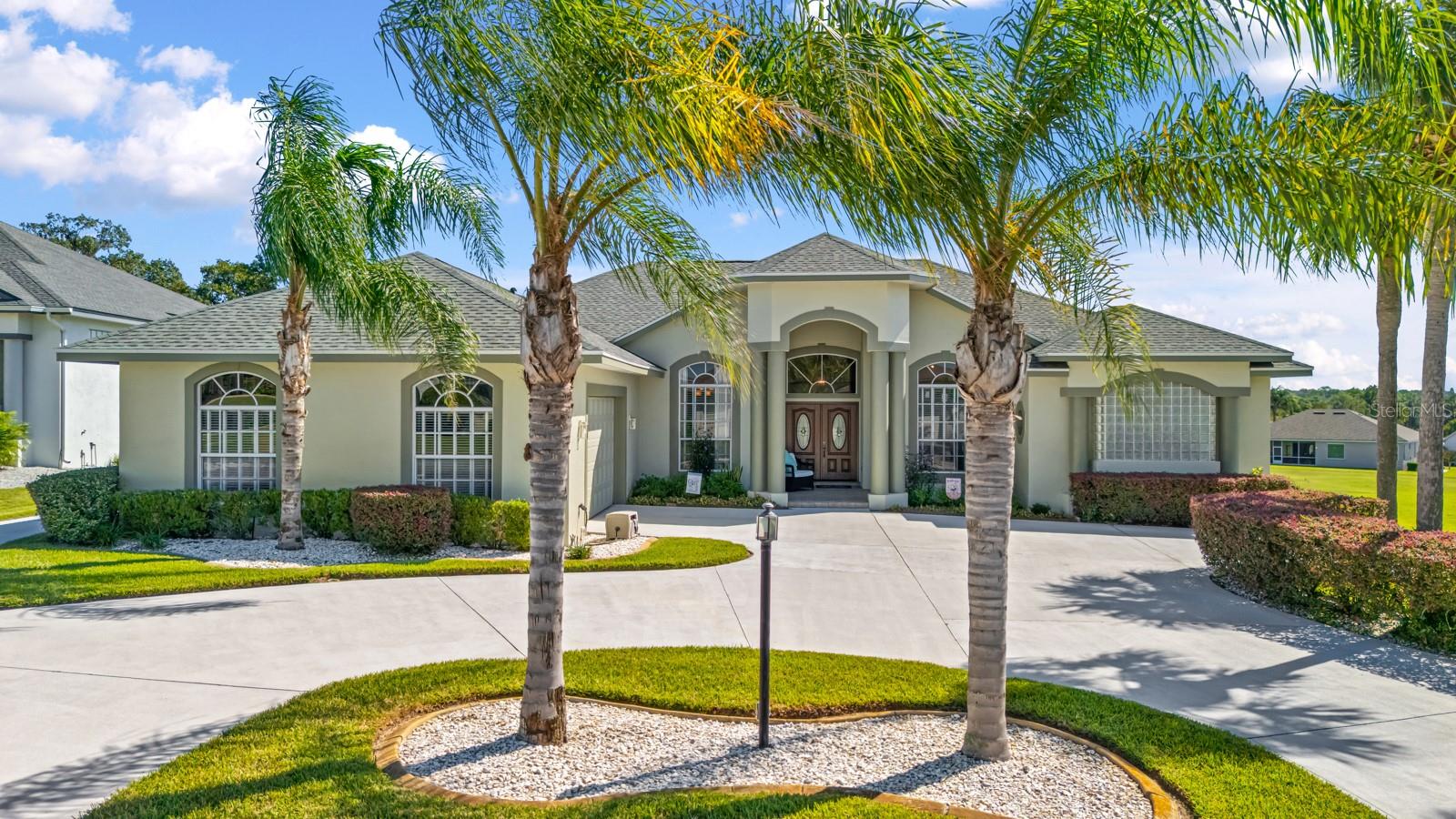 2751 HUNTINGTON HILLS DRIVE, Lakeland, FL 33810 2751 HUNTINGTON HILLS DRIVE, Lakeland, FL 33810