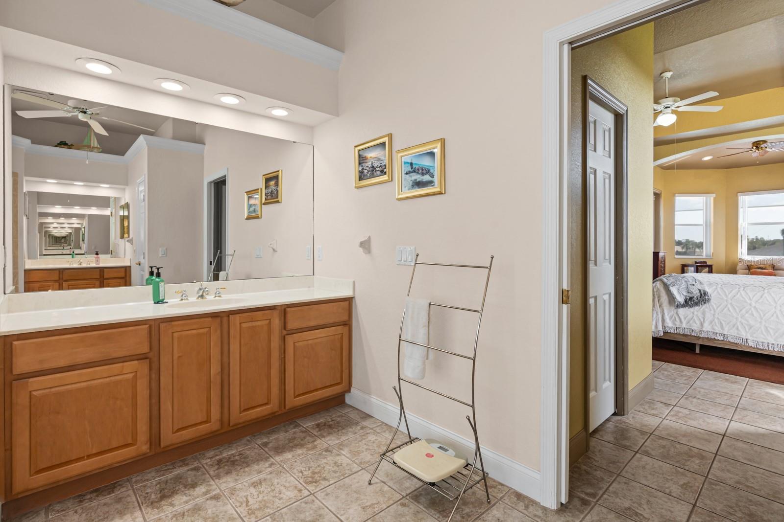2751 HUNTINGTON HILLS DRIVE, Lakeland, FL 33810