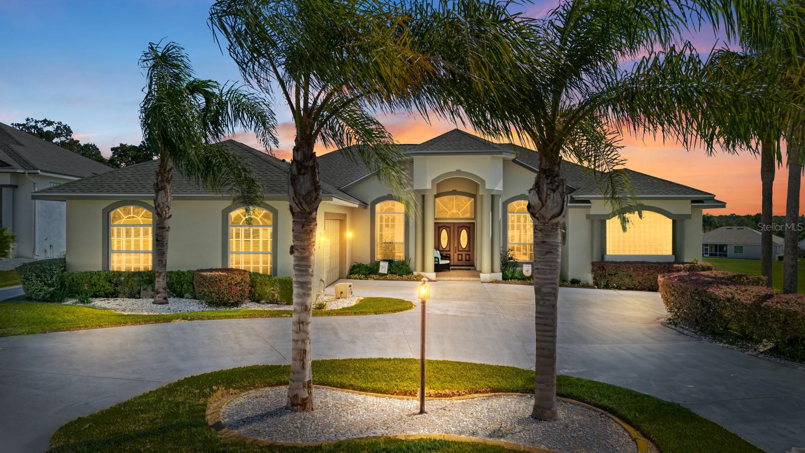 2751 HUNTINGTON HILLS DRIVE, Lakeland, FL 33810 2751 HUNTINGTON HILLS DRIVE, Lakeland, FL 33810
