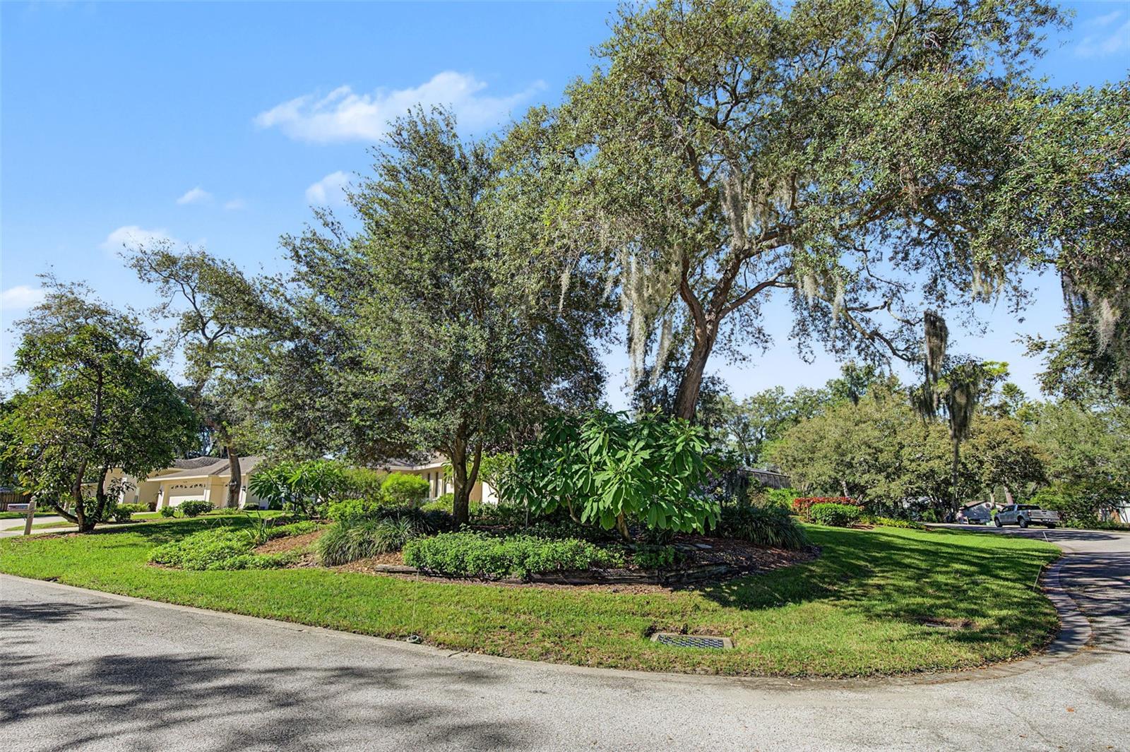 2334 TIVERTON COURT, Dunedin, FL 34698