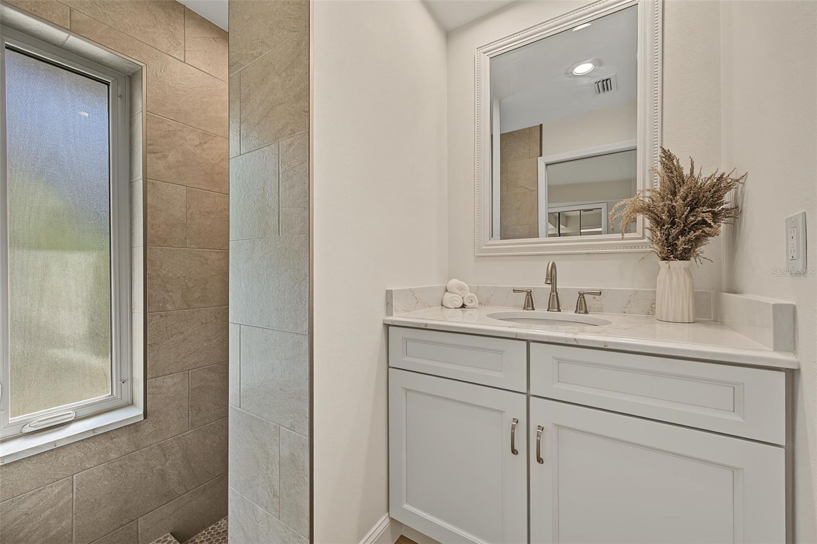 2334 TIVERTON COURT, Dunedin, FL 34698