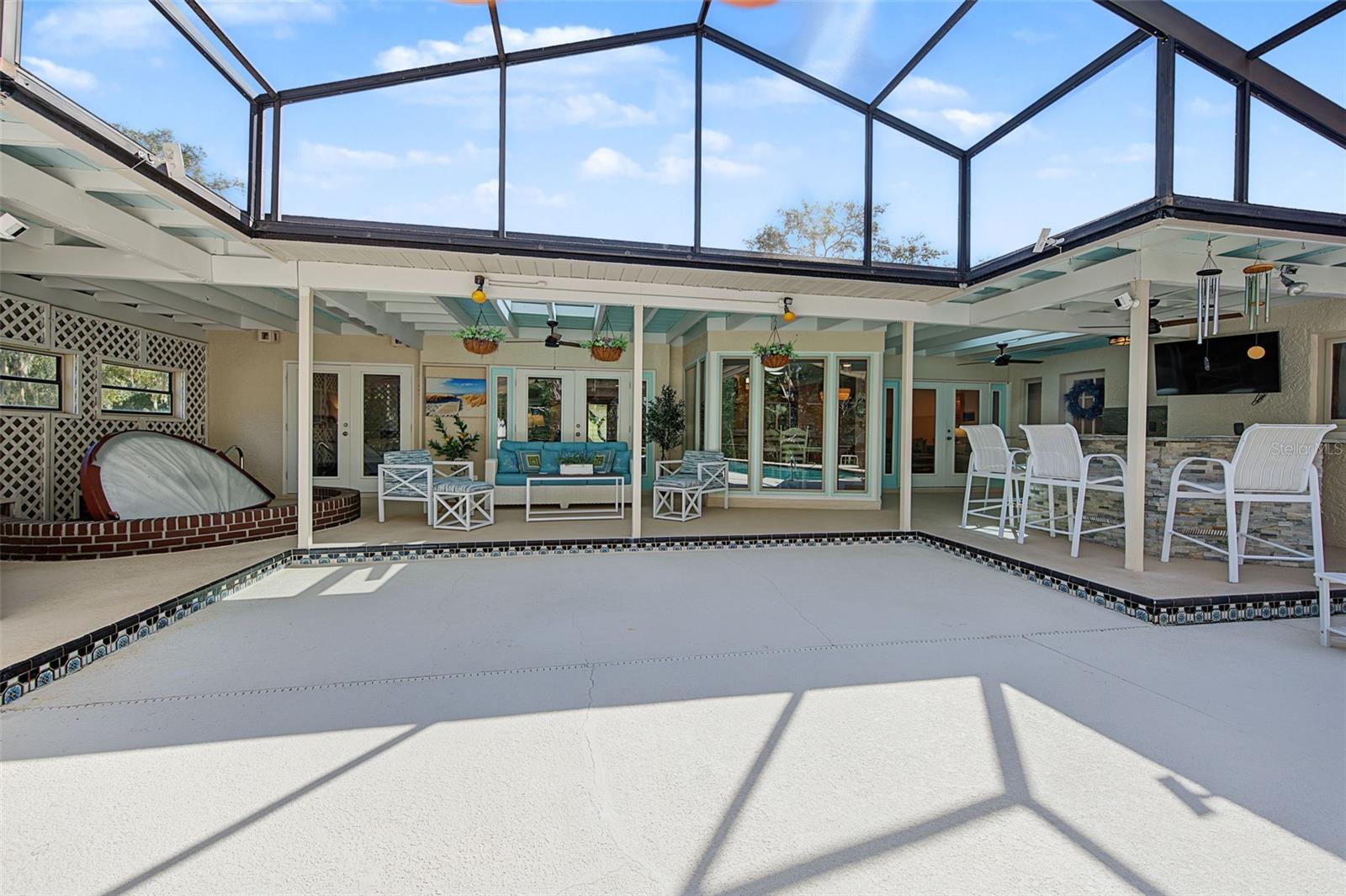 2334 TIVERTON COURT, Dunedin, FL 34698