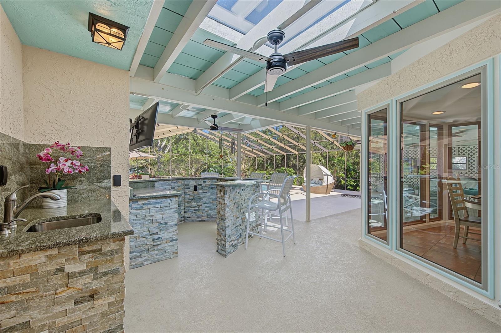 2334 TIVERTON COURT, Dunedin, FL 34698