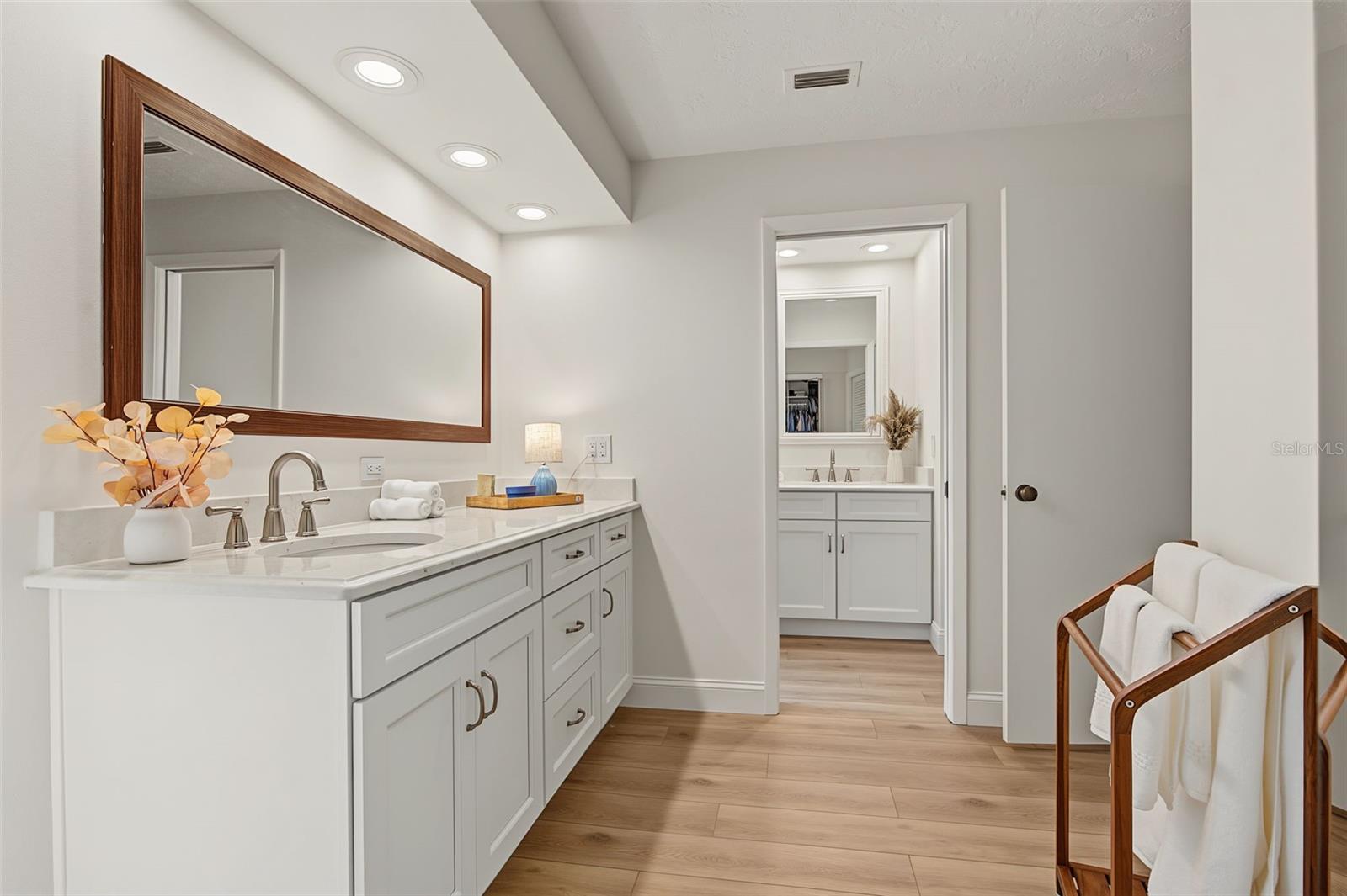 2334 TIVERTON COURT, Dunedin, FL 34698