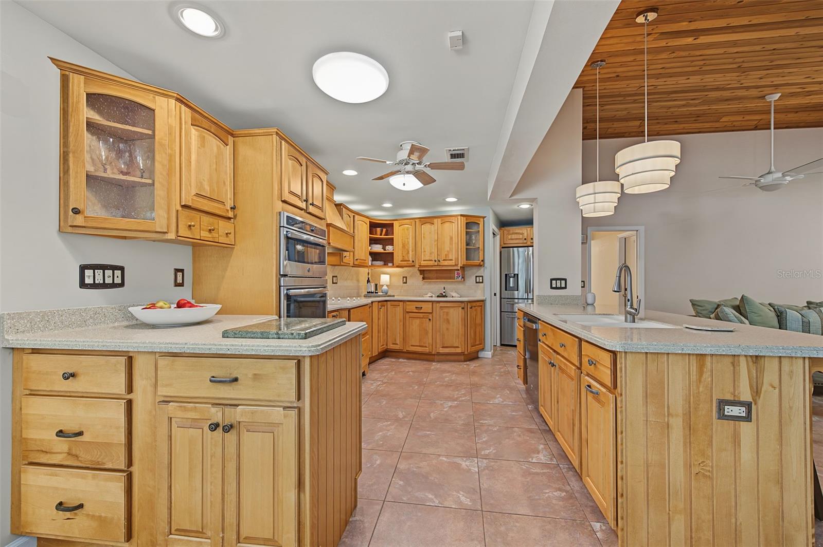 2334 TIVERTON COURT, Dunedin, FL 34698