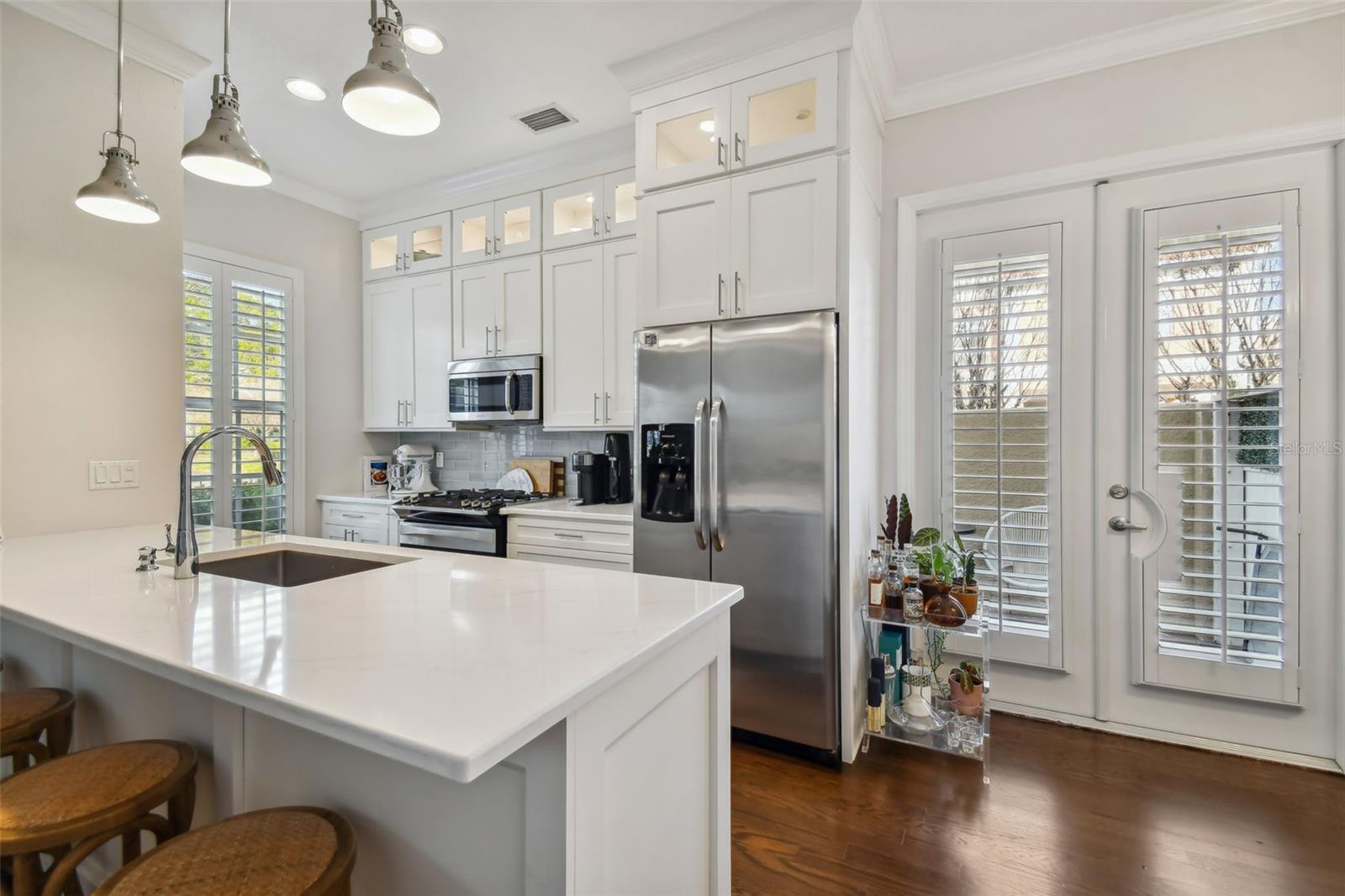1001 EDISON PARK COURT, Tampa, FL 33606