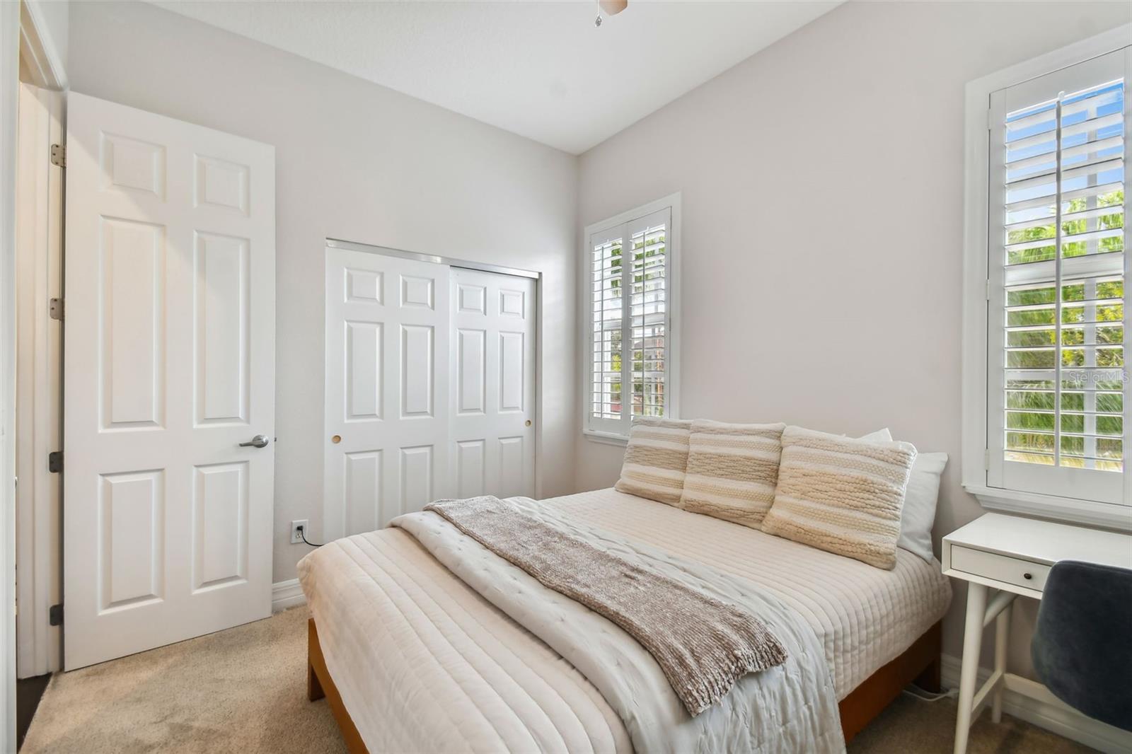 1001 EDISON PARK COURT, Tampa, FL 33606
