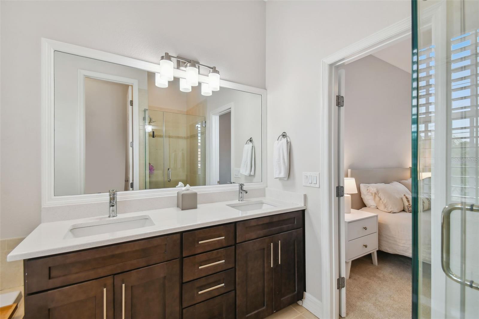 1001 EDISON PARK COURT, Tampa, FL 33606