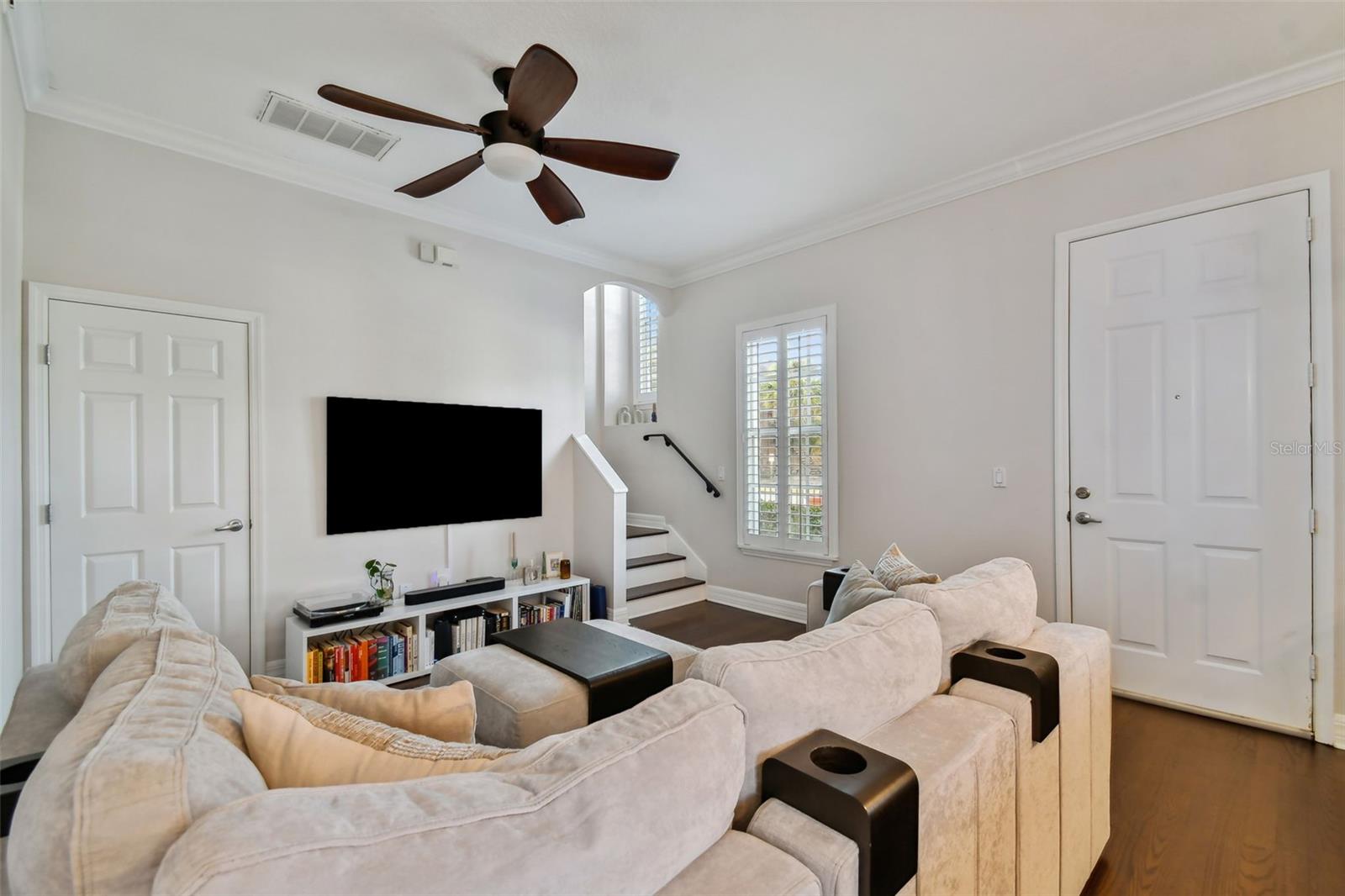 1001 EDISON PARK COURT, Tampa, FL 33606 1001 EDISON PARK COURT, Tampa, FL 33606