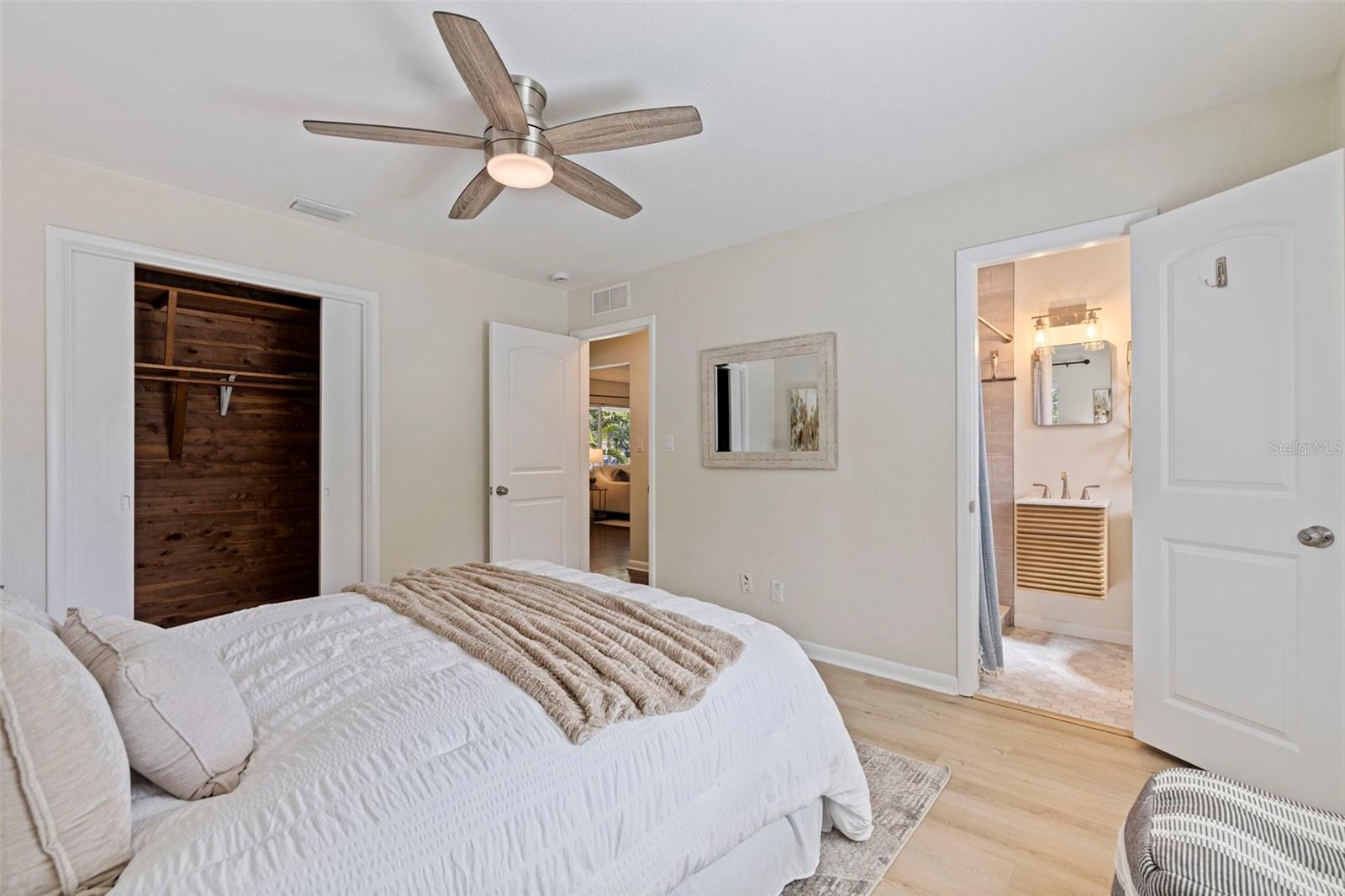 1825 CLEVELAND STREET, Clearwater, FL 33765