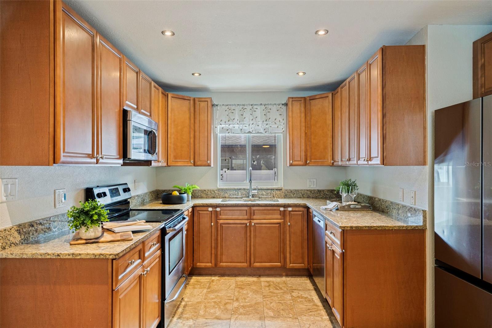 1825 CLEVELAND STREET, Clearwater, FL 33765