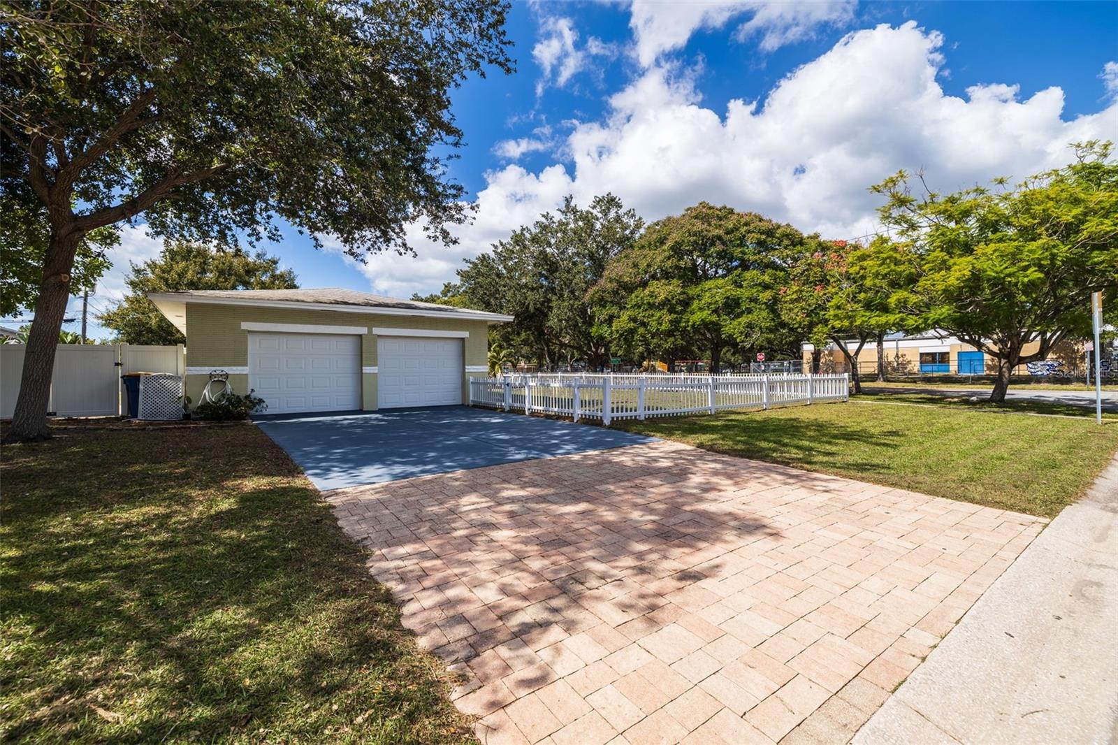 1825 CLEVELAND STREET, Clearwater, FL 33765
