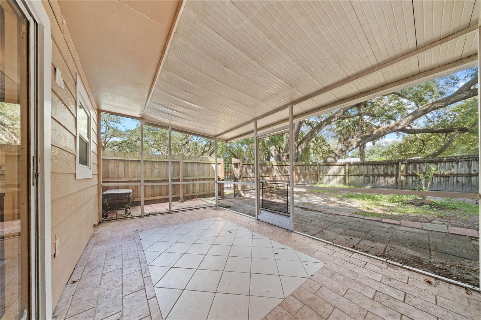 935 HAMILTON COURT, Palm Harbor, FL 34683