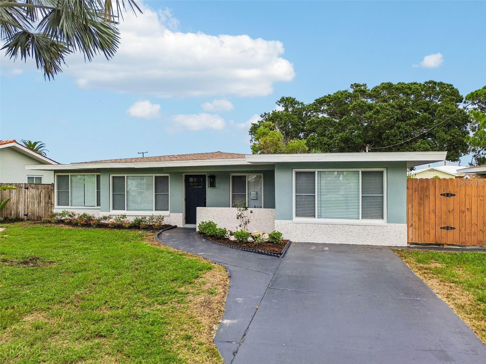 403 DRIFTWOOD DRIVE W, Palm Harbor, FL 34683 403 DRIFTWOOD DRIVE W, Palm Harbor, FL 34683