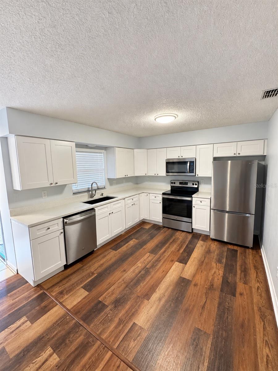 4829 16TH STREET, Zephyrhills, FL 33542