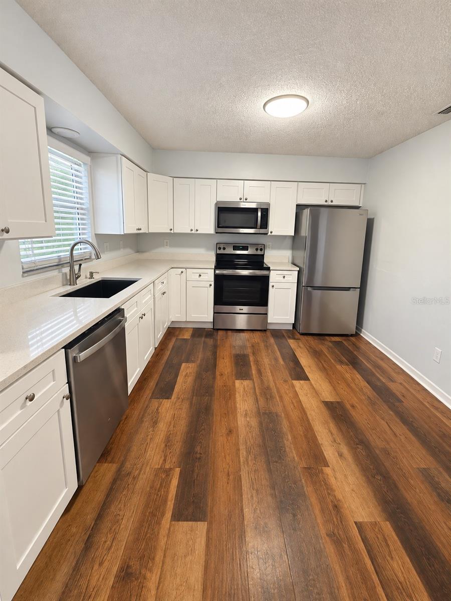 4829 16TH STREET, Zephyrhills, FL 33542