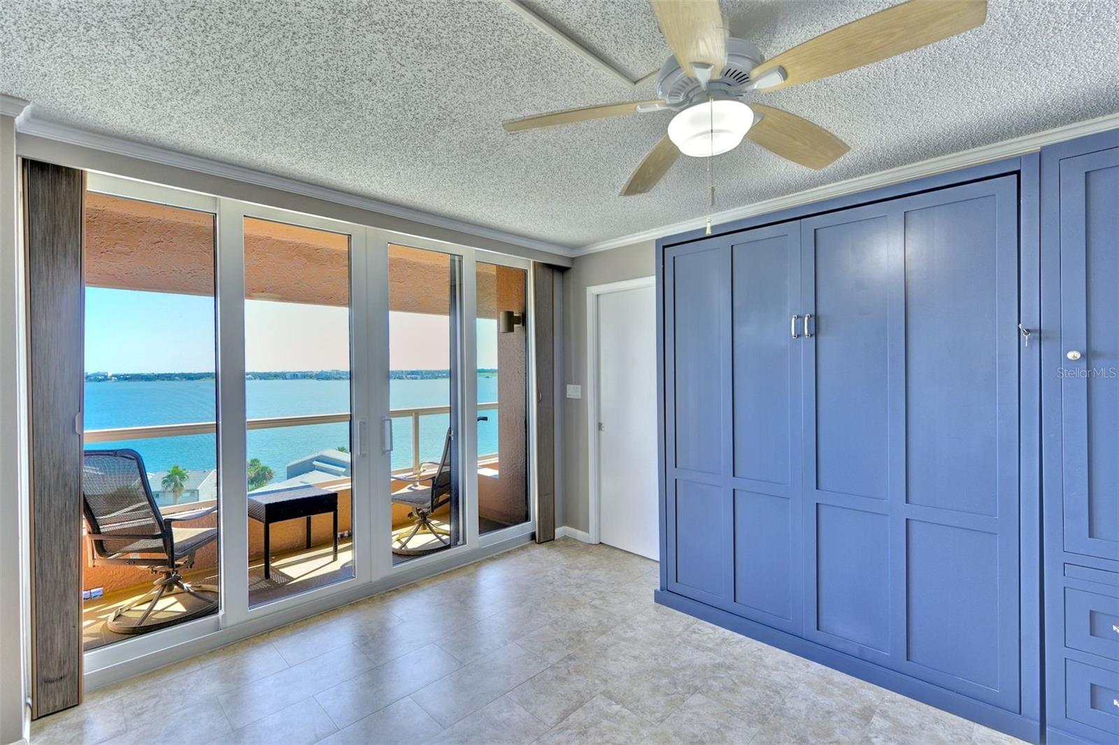 Guest room 2 with custom murphy bed
