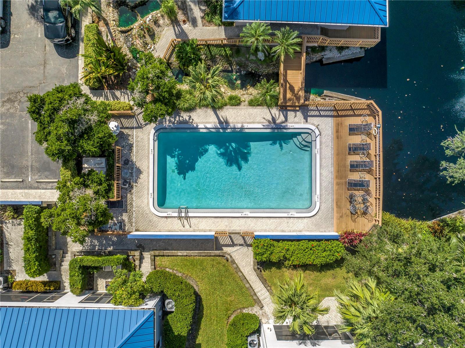1609 WATERMARK CIRCLE NE, St Petersburg, FL 33702