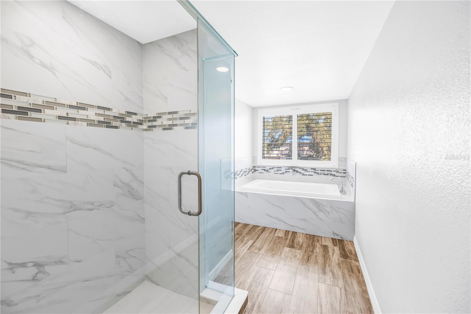 1609 WATERMARK CIRCLE NE, St Petersburg, FL 33702