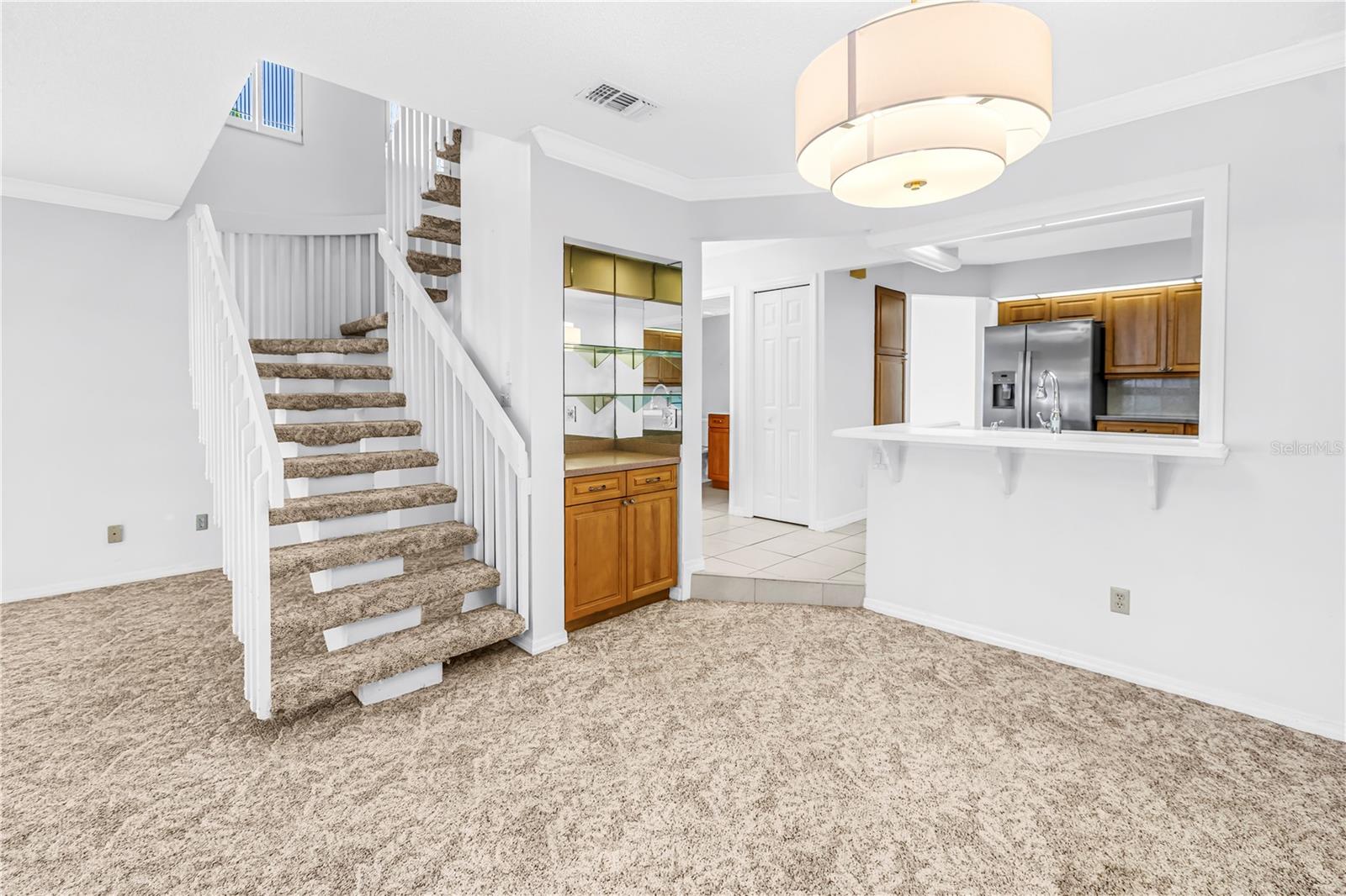 1609 WATERMARK CIRCLE NE, St Petersburg, FL 33702