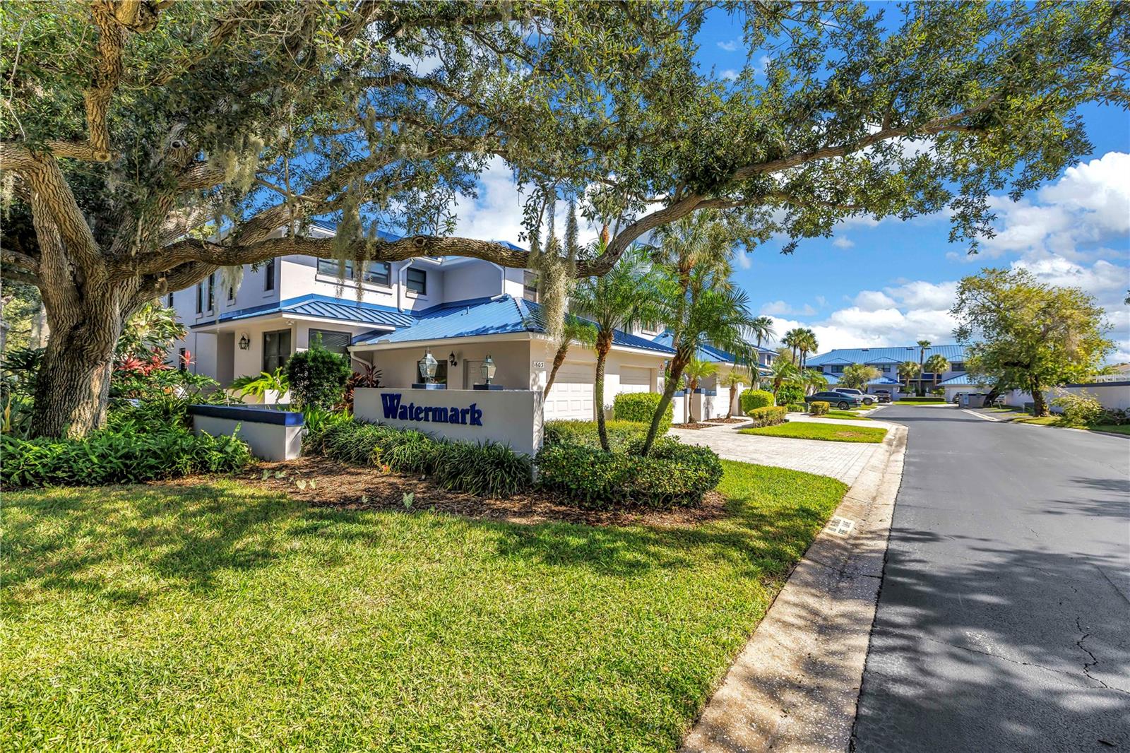 1609 WATERMARK CIRCLE NE, St Petersburg, FL 33702