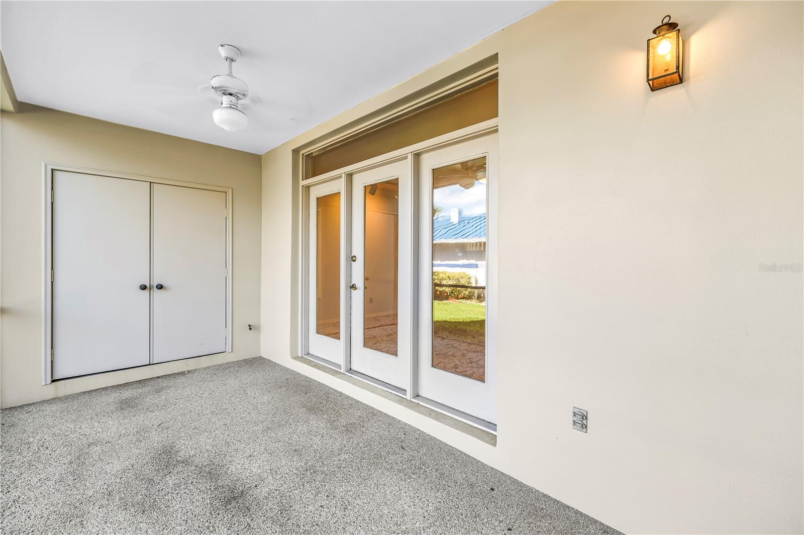 1609 WATERMARK CIRCLE NE, St Petersburg, FL 33702