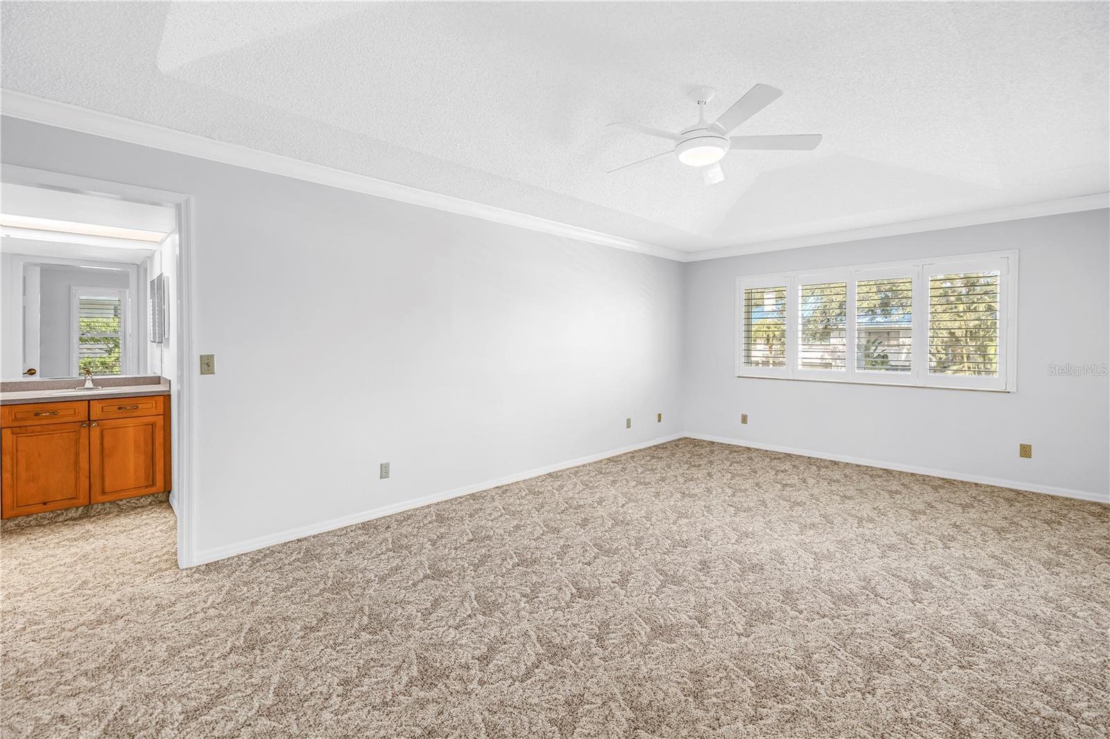 1609 WATERMARK CIRCLE NE, St Petersburg, FL 33702