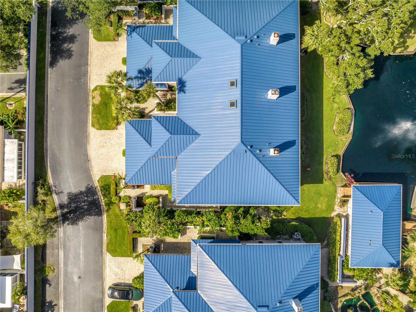 1609 WATERMARK CIRCLE NE, St Petersburg, FL 33702