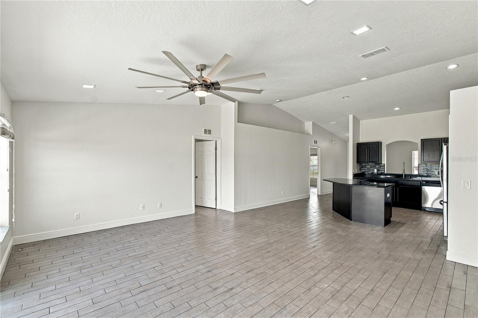 376 LAKE ELOISE POINTE DRIVE, Winter Haven, FL 33880