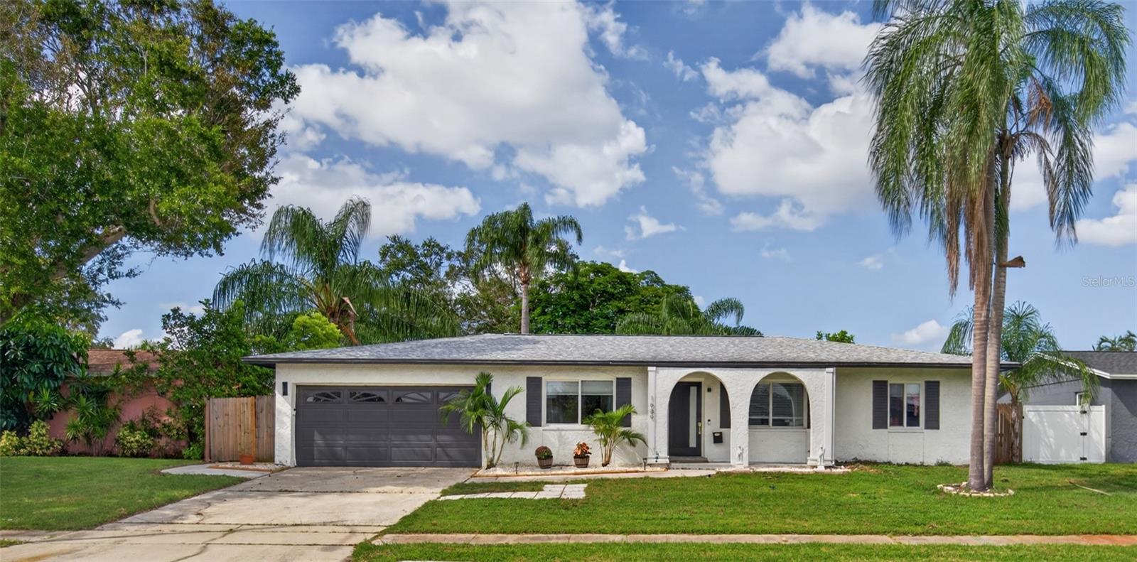 1689 PENNSYLVANIA AVENUE NE, St Petersburg, FL 33703