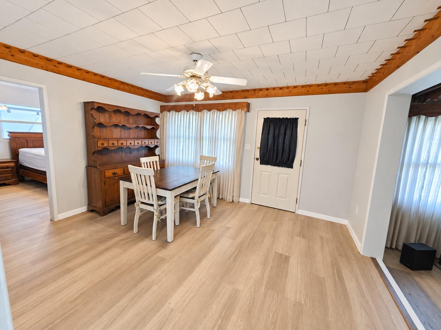 39100 YINGLING AVENUE, Zephyrhills, FL 33542