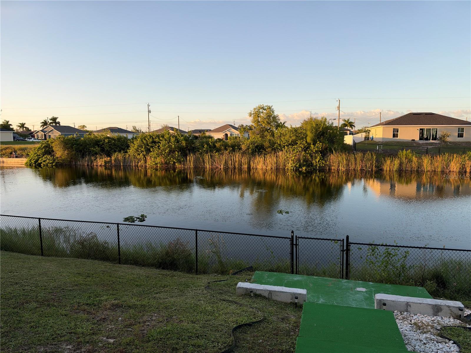 517 NW 19TH TERRACE, Cape Coral, FL 33993
