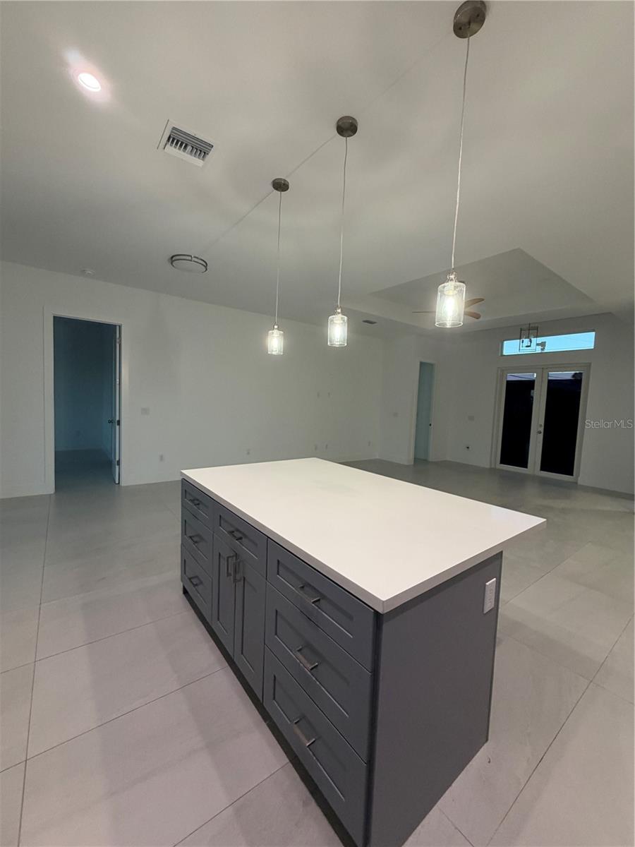 517 NW 19TH TERRACE, Cape Coral, FL 33993
