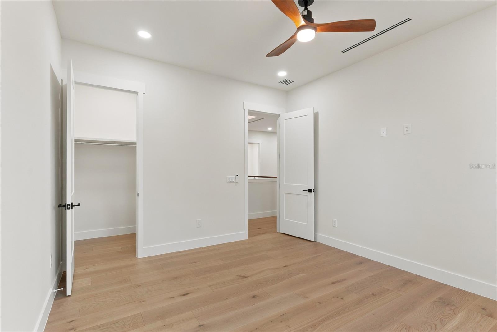 812 W KENTUCKY AVENUE, Tampa, FL 33603
