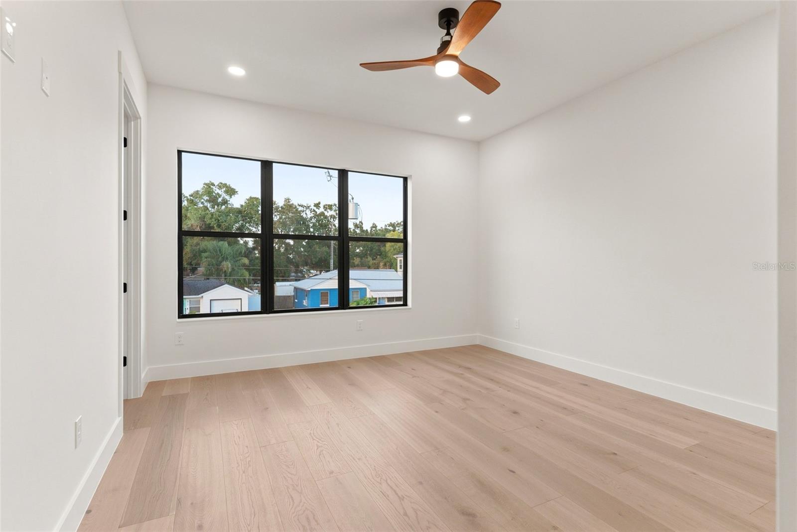 812 W KENTUCKY AVENUE, Tampa, FL 33603