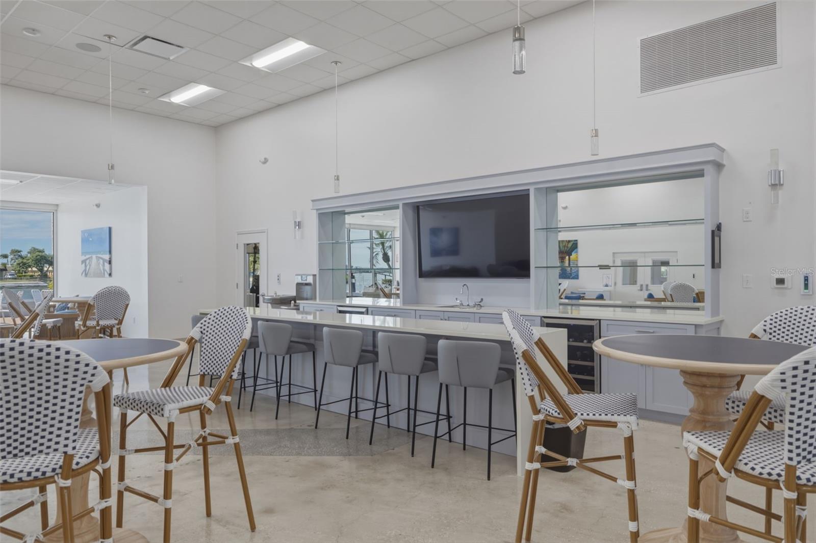 Club house bar/entertainment area