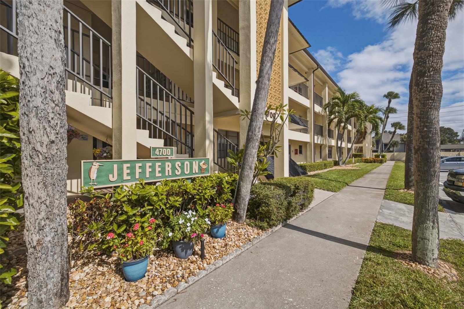 4700 COVE CIRCLE, #111, St Petersburg, FL 33708