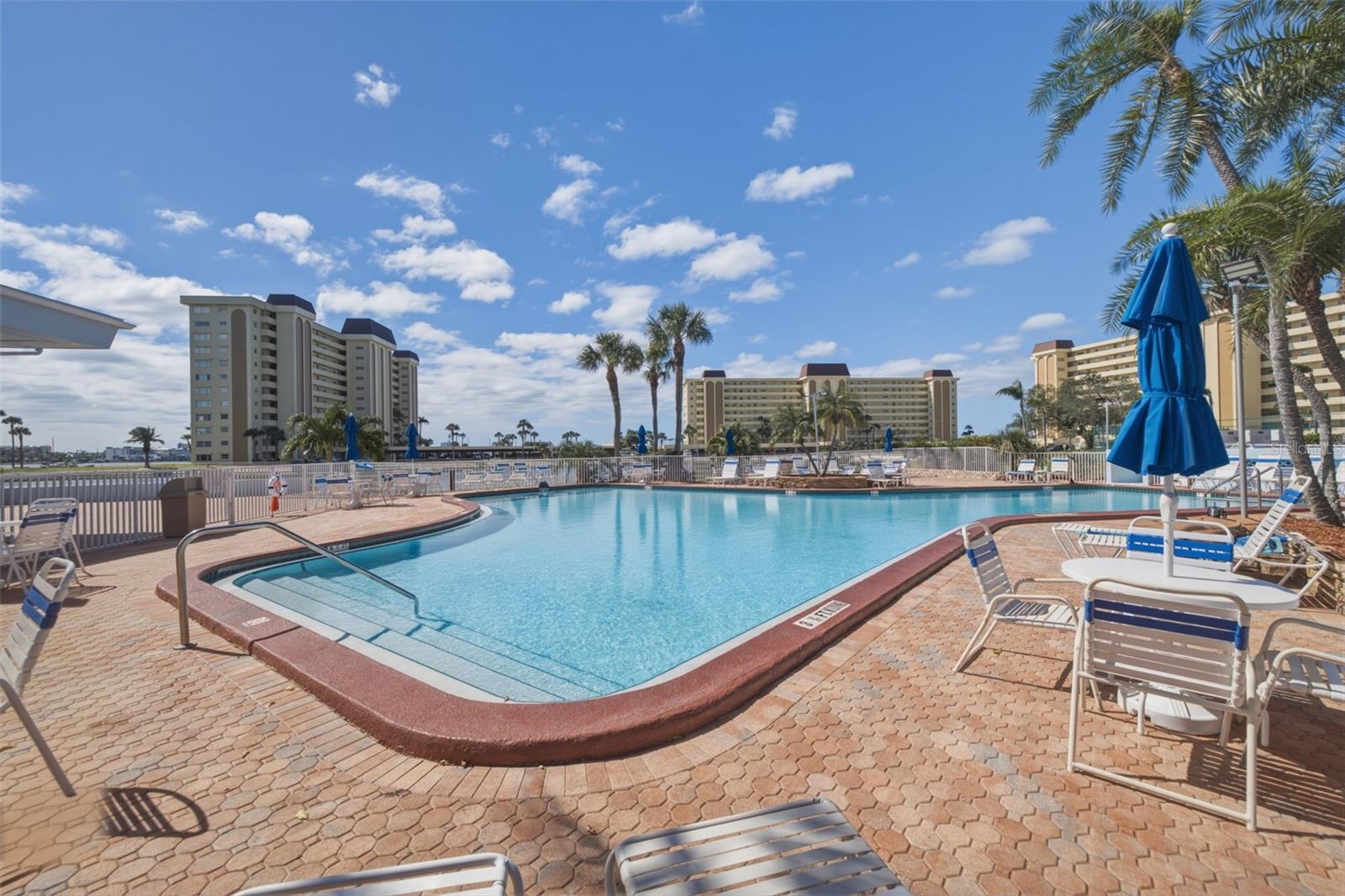 4700 COVE CIRCLE, #111, St Petersburg, FL 33708