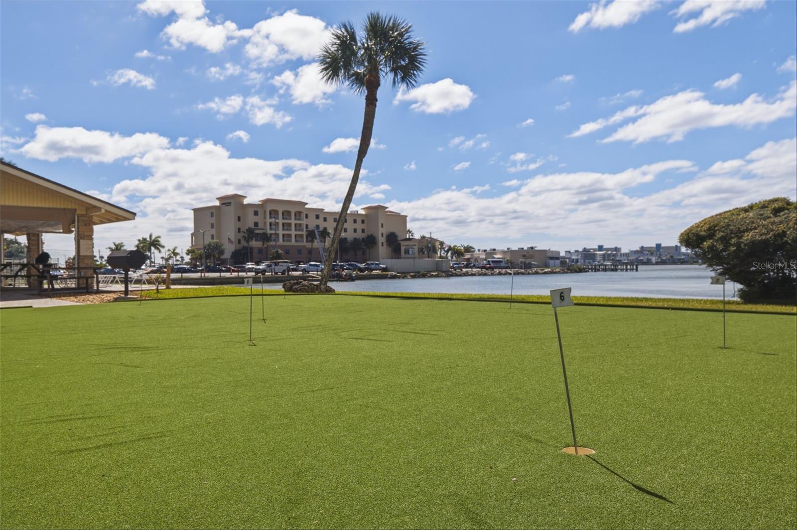 4700 COVE CIRCLE, #111, St Petersburg, FL 33708