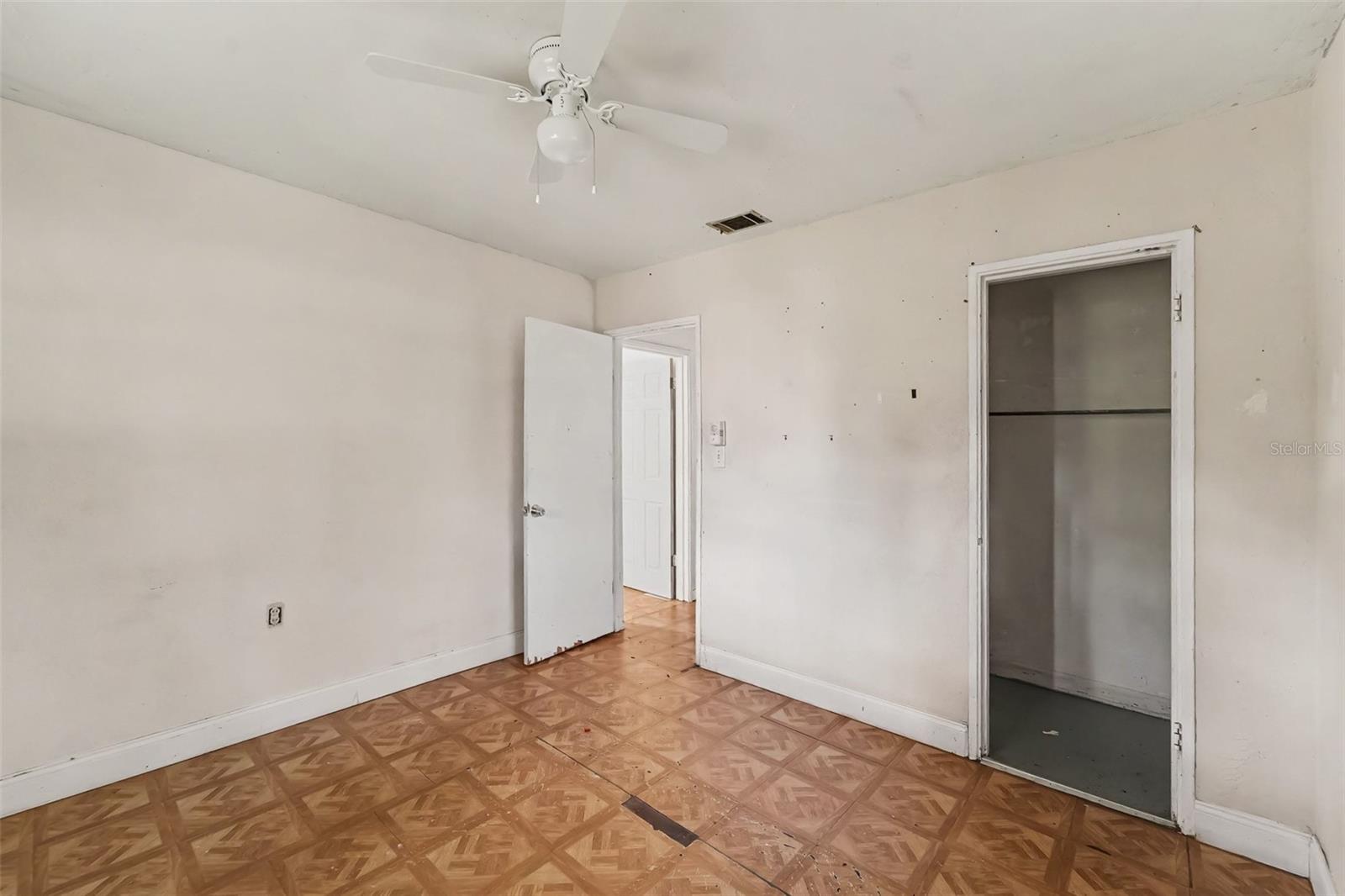 3921 W CHERRY STREET, Tampa, FL 33607