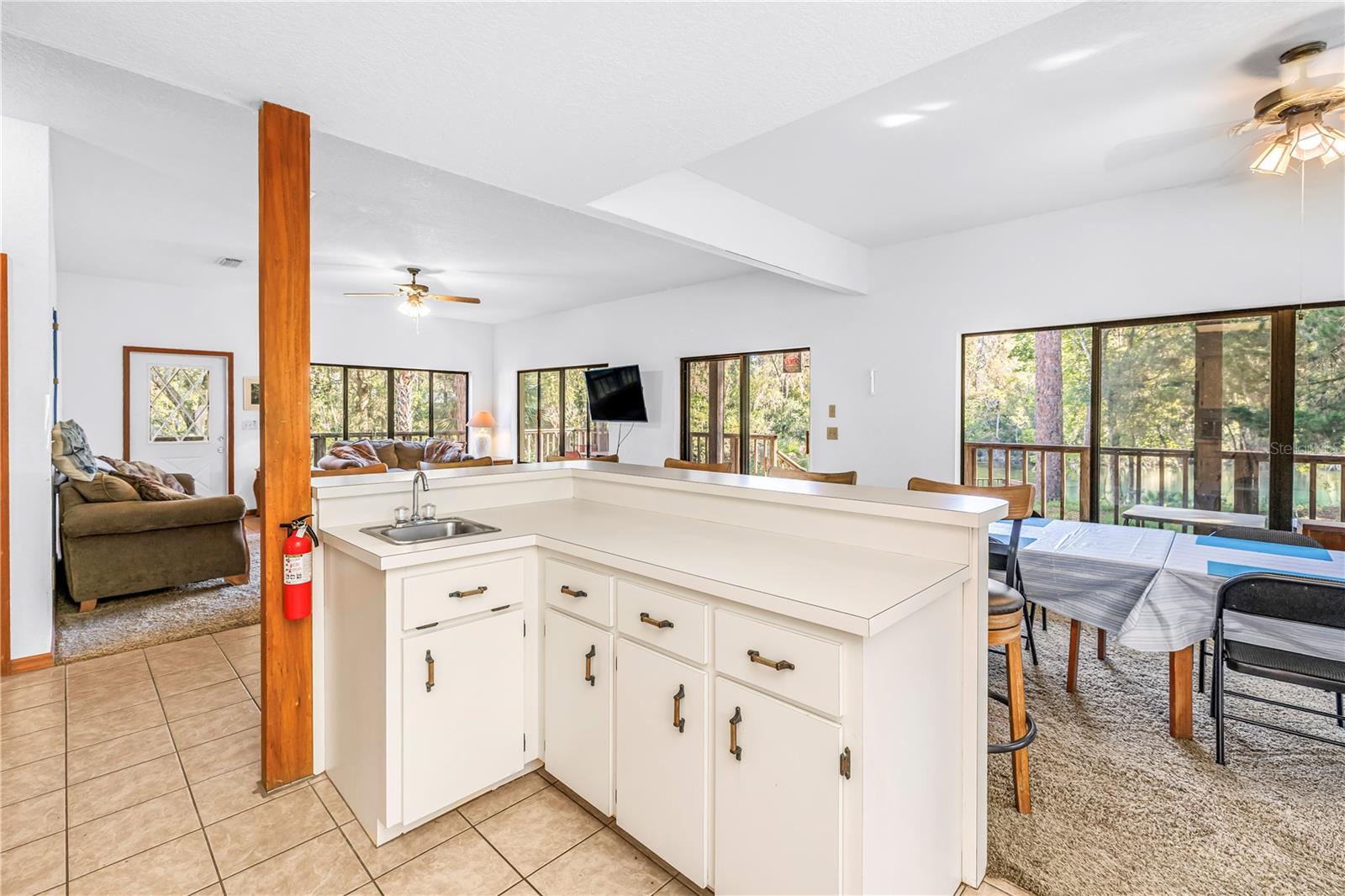 8885 SW 190TH AVENUE ROAD, Dunnellon, FL 34432
