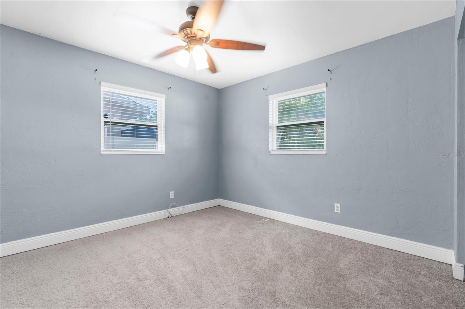 11401 81ST AVENUE, Seminole, FL 33772