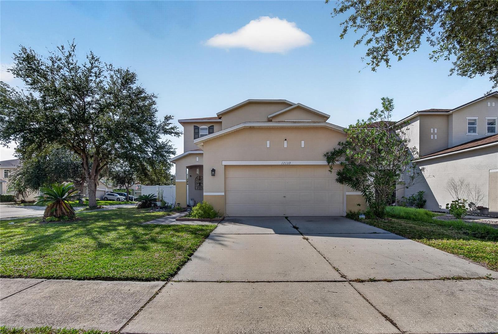 12139 FOX BLOOM AVENUE, Gibsonton, FL 33534 12139 FOX BLOOM AVENUE, Gibsonton, FL 33534