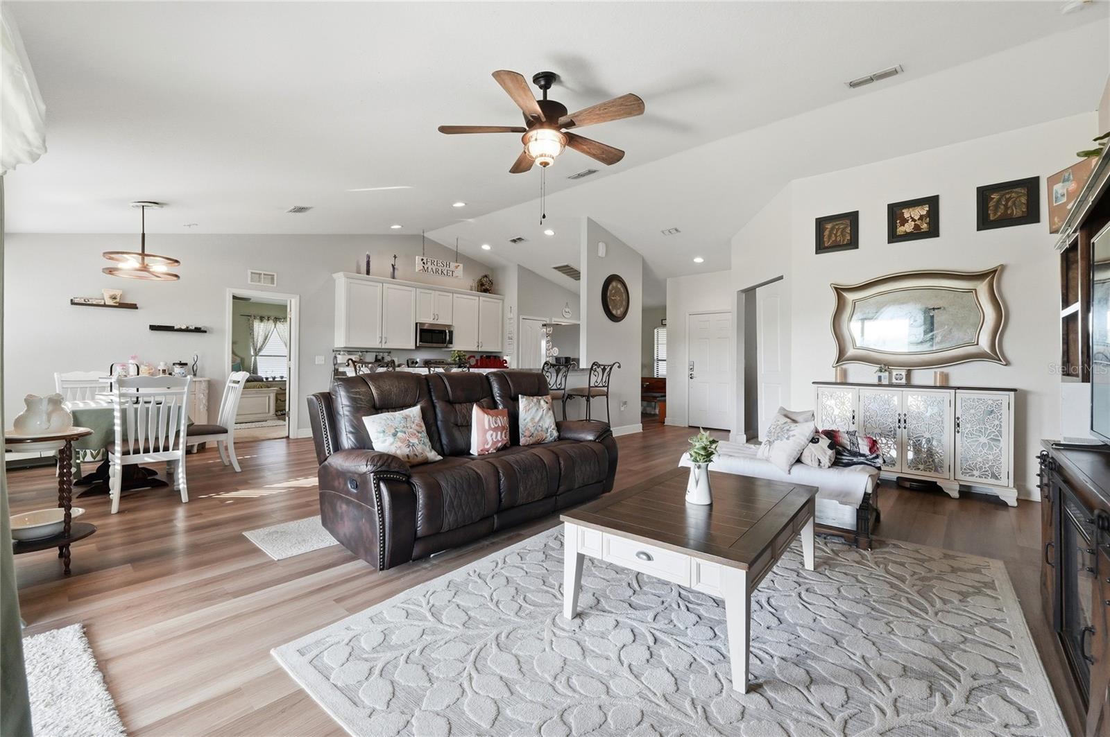 828 ULMER ROAD, Frostproof, FL 33843 828 ULMER ROAD, Frostproof, FL 33843