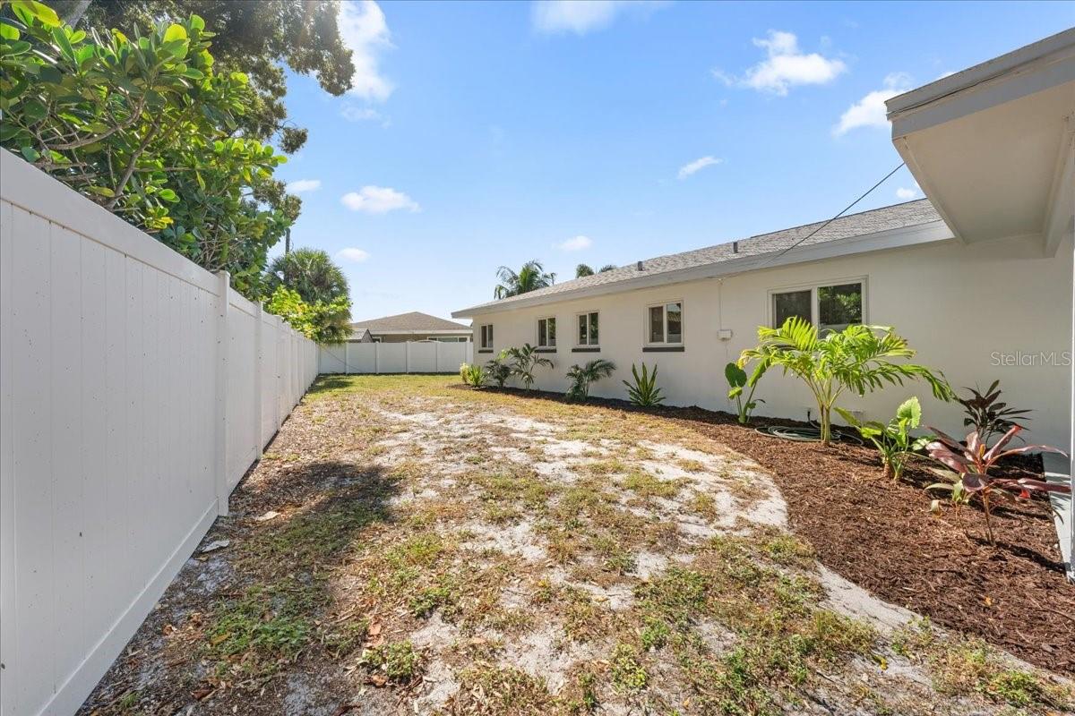 213 PARK STREET N, St Petersburg, FL 33710