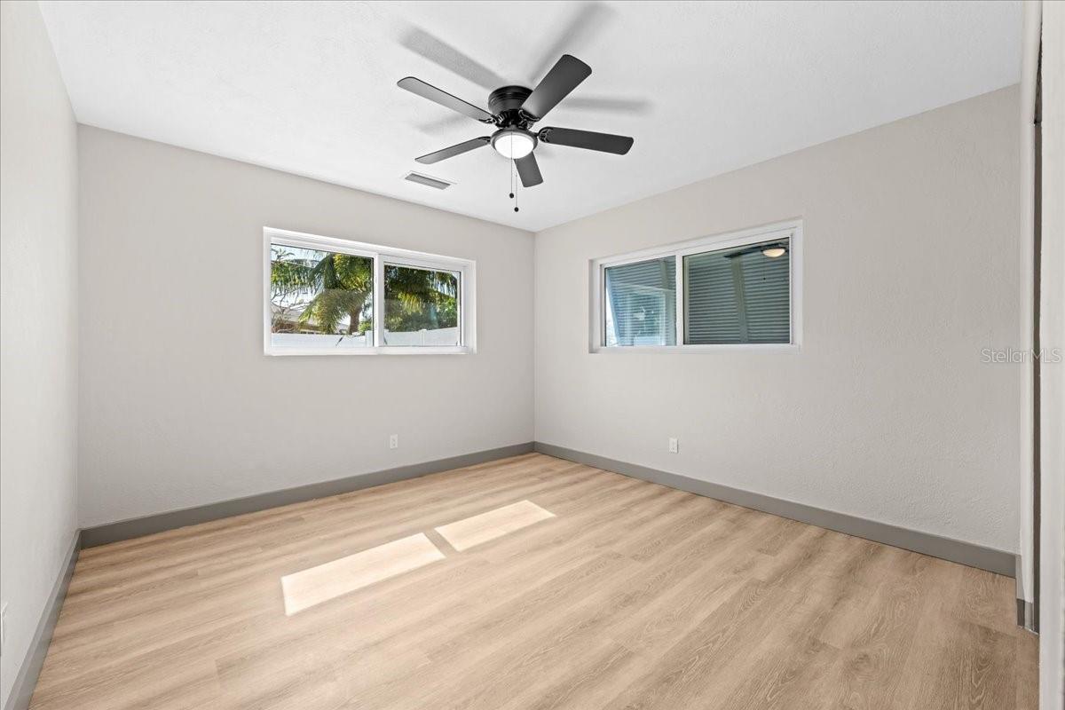 213 PARK STREET N, St Petersburg, FL 33710