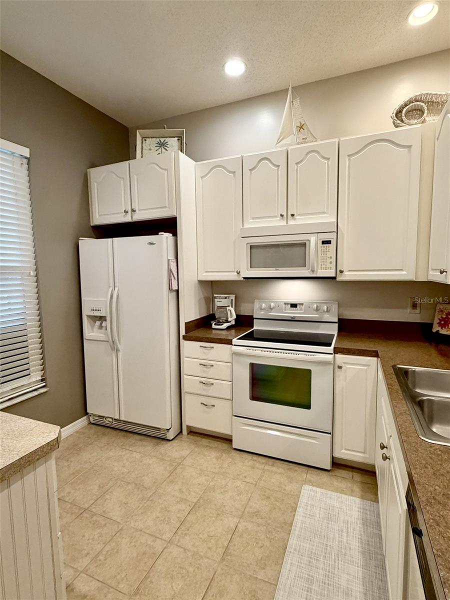 311 KELSEY WAY, #3, Sun City Center, FL 33573
