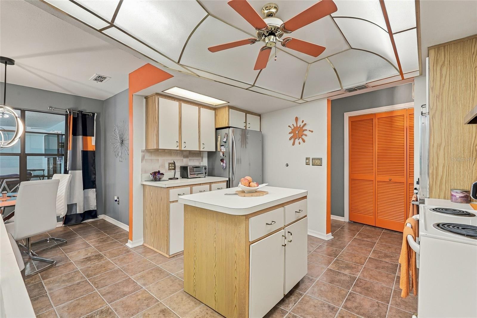 Kitchen Island